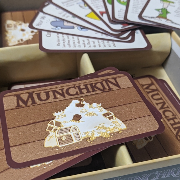 Munchkin card game - Picture 3 of 5